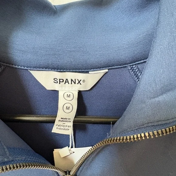 SPANX Navy AirEssentials Half Zip M - Picture 2 of 4